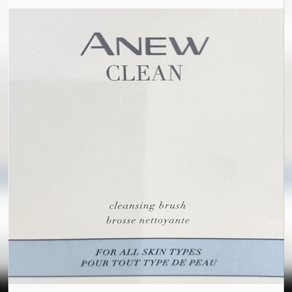 NIB Avon Anew Cleansing Brush